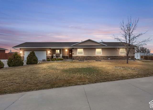 Property at 263 S Silver Maple Dr, Delta, UT 84624, 5 beds, 4 baths