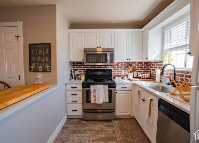 Property at 1735 W 540 N #202, St. George, UT 84770, 2 beds, 1.5 baths