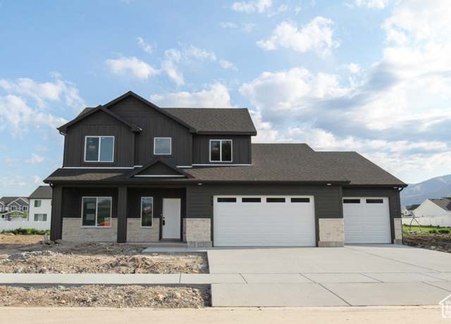 Property at 743 E 1250 S, Hyrum, UT 84319, 5 beds, 2.5 baths