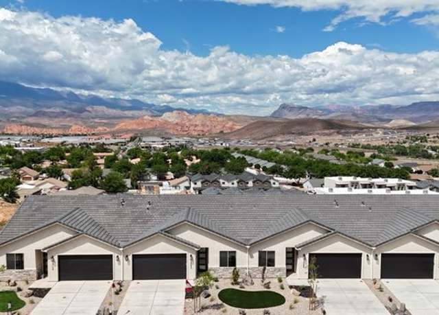 Property at 2102 W 320 S #47, Hurricane, UT 84737, 4 beds, 2.5 baths
