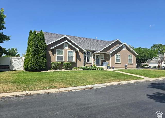 Property at 969 S Cove Rd, Saratoga Springs, UT 84045, 6 beds, 4 baths