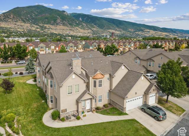Property at 942 N Shetland Ln W, Farmington, UT 84025, 2 beds, 2 baths