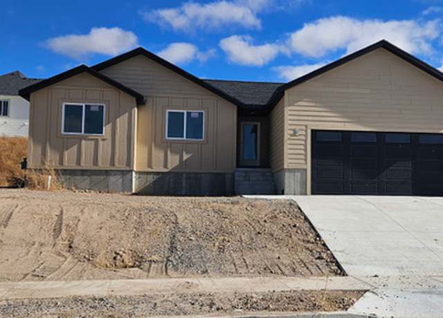 Property at 640 S 1030 E, Smithfield, UT 84335, 3 beds, 2 baths