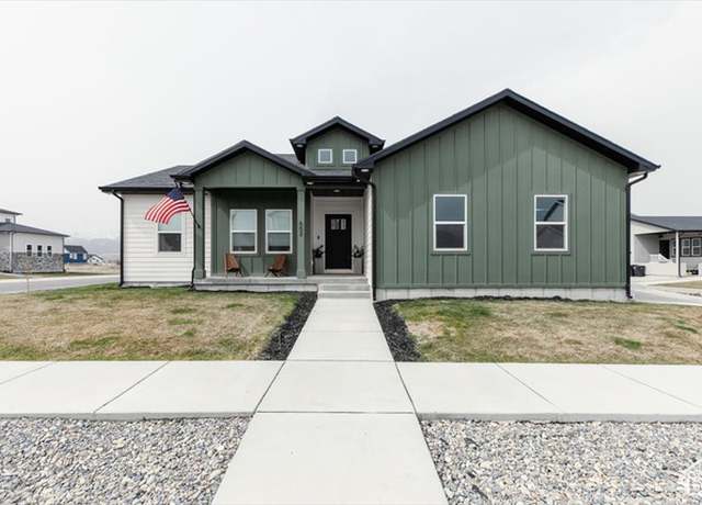 Property at 602 W 20 N, Hyrum, UT 84319, 3 beds, 2 baths