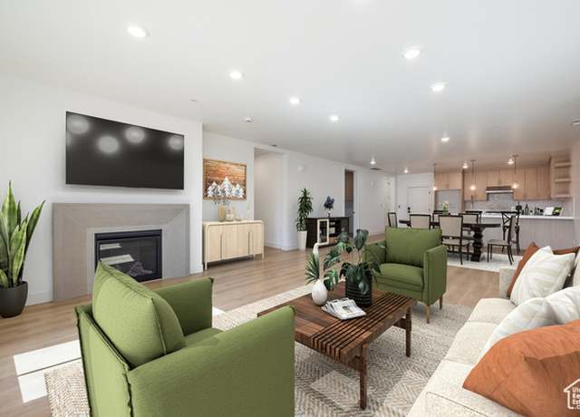Property at 2250 E Murray Holladay Rd S #312, Holladay, UT 84117, 3 beds, 3.5 baths