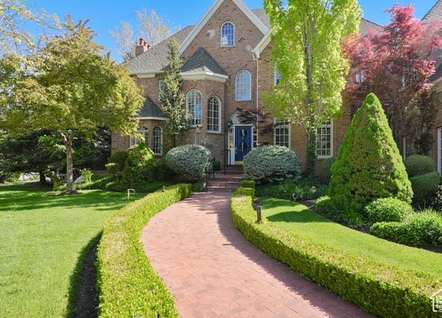 Property at 2051 E Normandywoods Ct, Holladay, UT 84117, 4 beds, 4.5 baths