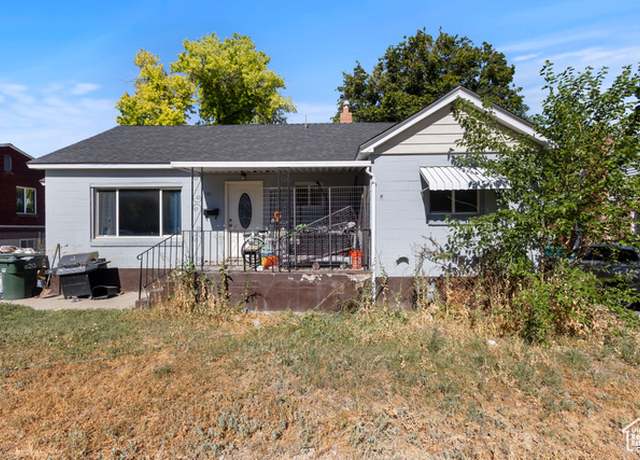 Property at 141 N Pinehurst E, Tooele, UT 84074, 4 beds, 2 baths