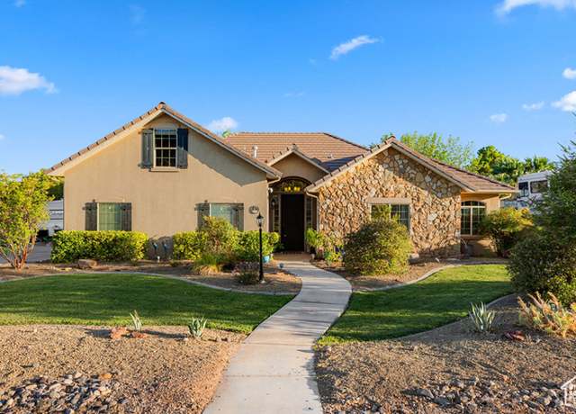 Property at 1707 W Shivwits Dr, St. George, UT 84790, 5 beds, 1.5 baths