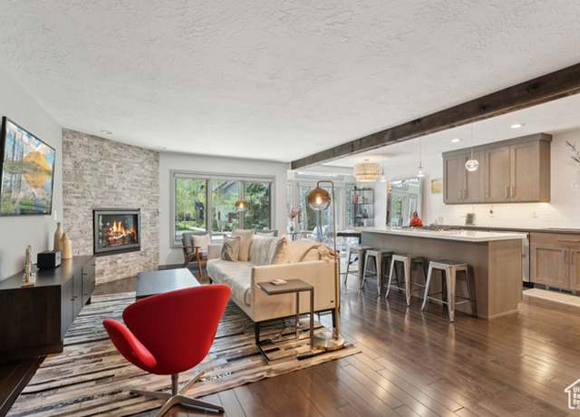 Property at 2464 Deer Lake Dr, Park City, UT 84060, 2 beds, 3 baths