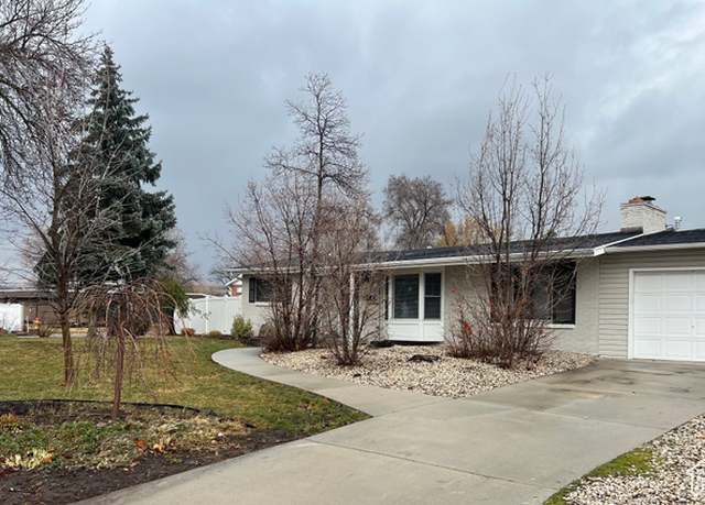 Property at 5435 S Edgewood Dr, Holladay, UT 84117, 4 beds, 2 baths