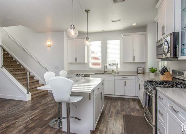 Property at 5059 W Daybreak Pkwy, South Jordan, UT 84009, 3 beds, 2.5 baths