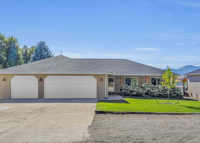 Property at 9185 S 200 W, Paradise, UT 84328, 6 beds, 3 baths