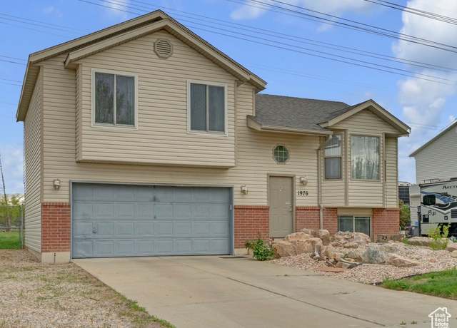 Property at 1976 N 1720 W, Clinton, UT 84015, 3 beds, 2 baths