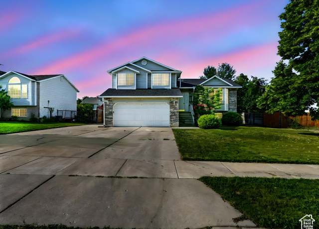 Property at 1213 W 1640 N, Clinton, UT 84015, 5 beds, 3 baths
