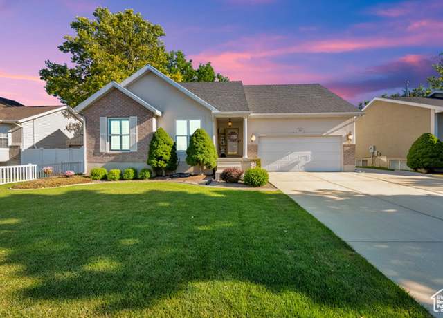 Property at 224 Rawlins Ln, Draper, UT 84020, 4 beds, 2 baths