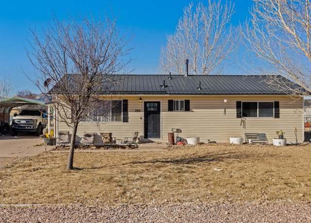 Property at 246 S 475 E, Enterprise, UT 84725, 4 beds, 2.5 baths