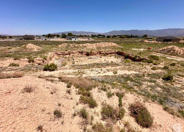 Property at 1164 N Blue Sage Dr, Cedar City, UT 84721