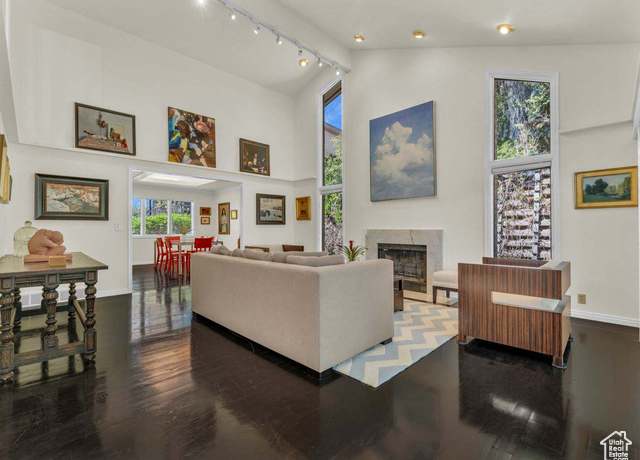 Property at 799 Northpoint Ct, Salt Lake City, UT 84103, 3 beds, 2.5 baths