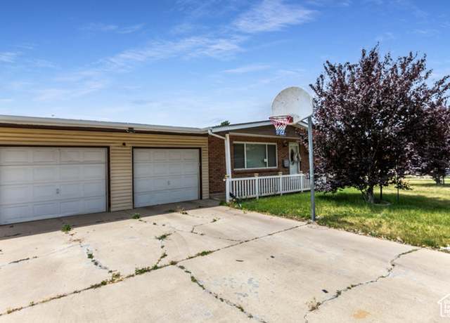 Property at 2237 N 125 W, Sunset, UT 84015, 4 beds, 2 baths