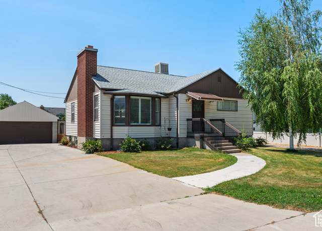 Property at 4074 S 500 E, Salt Lake City, UT 84107, 3 beds, 2.5 baths