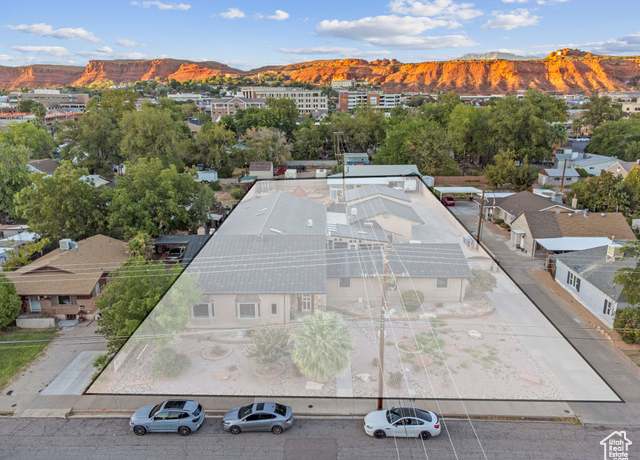 Property at 143 E 200 S, St. George, UT 84770, 9 beds, 4.5 baths