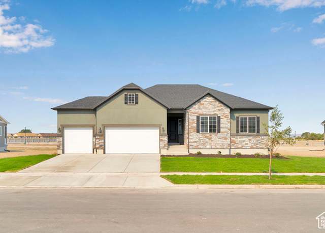 Property at 1064 S 3170 E #218, Spanish Fork, UT 84660, 4 beds, 2 baths