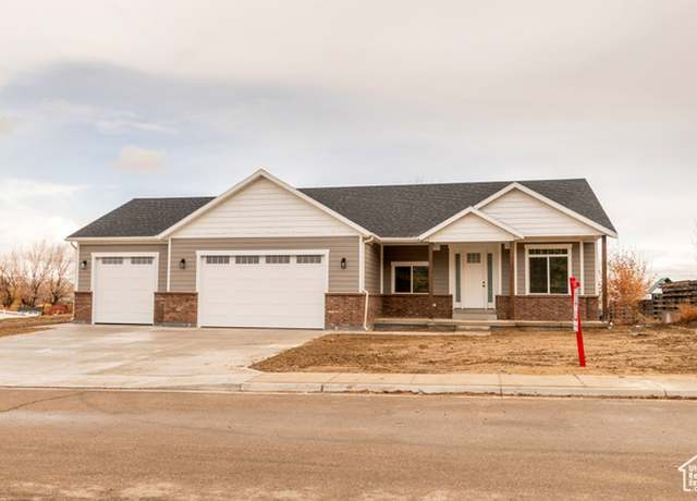 Property at 1462 N 4075 W #2, Vernal, UT 84078, 3 beds, 2 baths
