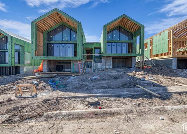 Property at 7171 N Skyfall Dr, Kamas, UT 84036, 4 beds, 2.5 baths