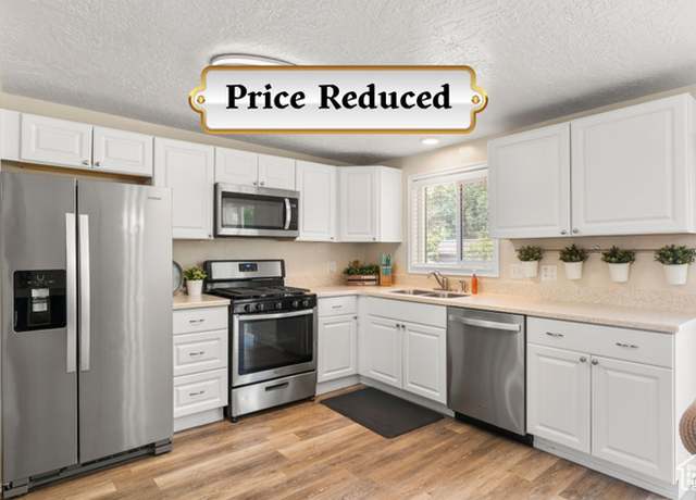 Property at 2624 N 770 W, Clinton, UT 84015, 4 beds, 2 baths