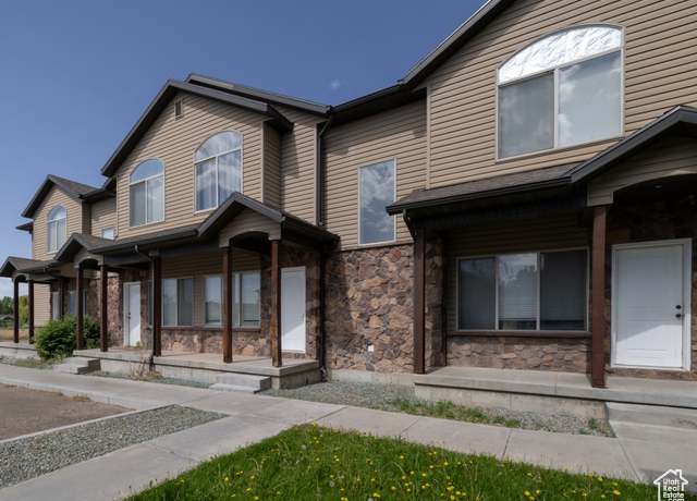 Property at 1658 W 300 S #43, Vernal, UT 84078, 3 beds, 1.5 baths