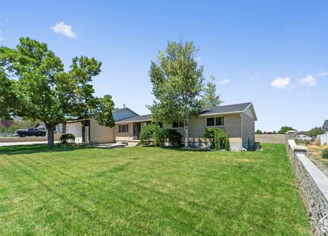 Property at 6102 W 13400 S, Herriman, UT 84096, 5 beds, 3 baths