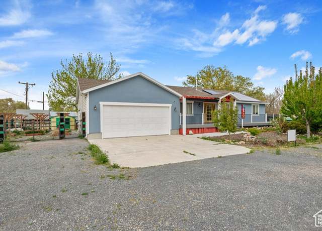 Property at 346 W Durfee Street St S, Grantsville, UT 84029, 6 beds, 3.5 baths