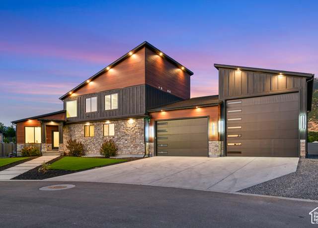 Property at 12719 S Outlaw Pl E, Draper, UT 84020, 6 beds, 7 baths