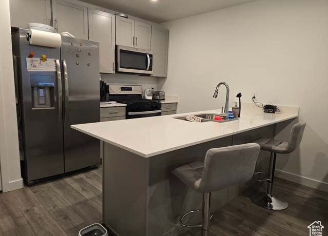 Property at 8496 W Meadow Bank Way, Magna, UT 84044, 3 beds, 2 baths