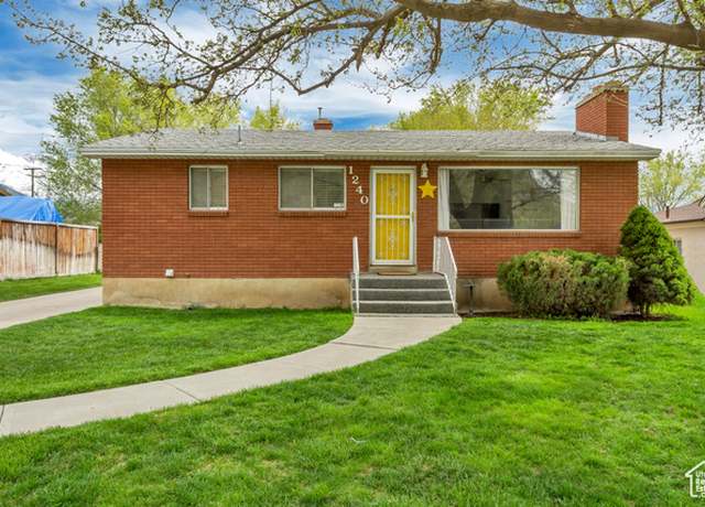 Property at 1240 E Center St, Springville, UT 84663, 3 beds, 2 baths