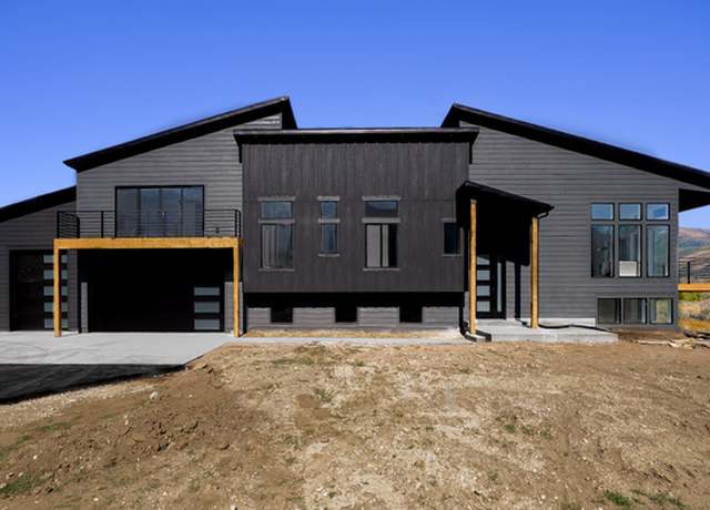 Property at 5866 N Fork Rd, Eden, UT 84310, 6 beds, 4.5 baths