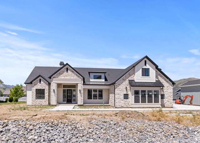 Property at 177 E 475 S, Mantua, UT 84324, 4 beds, 3 baths