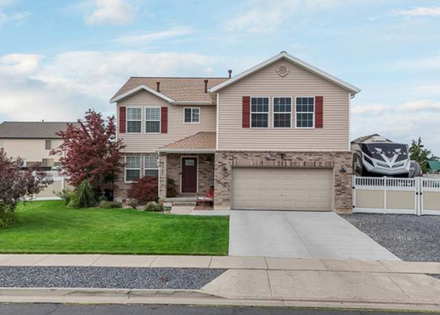 Property at 3587 W 2550 S, Syracuse, UT 84075, 4 beds, 2.5 baths