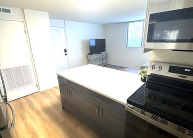 Property at 1150 Deer Valley Dr #1052, Park City, UT 84060, 1 bed, 1 bath