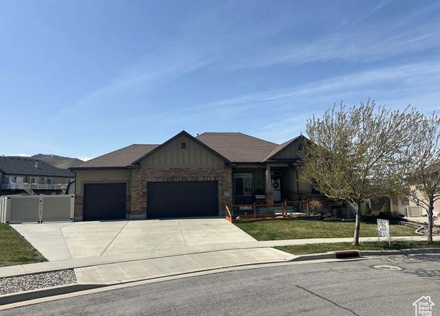 Property at 338 S 1230 E, Tooele, UT 84074, 5 beds, 3.5 baths