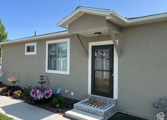 Property at 703 S 70 E, Smithfield, UT 84335, 3 beds, 2.5 baths