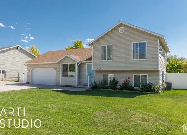Property at 221 E Brookmeadow Dr, Harrisville, UT 84404, 3 beds, 2 baths