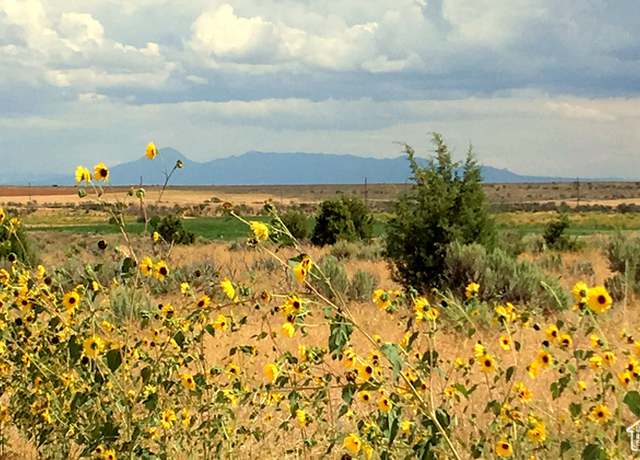 Property at 113 S Avikan Hills Dr #7, Blanding, UT 84511