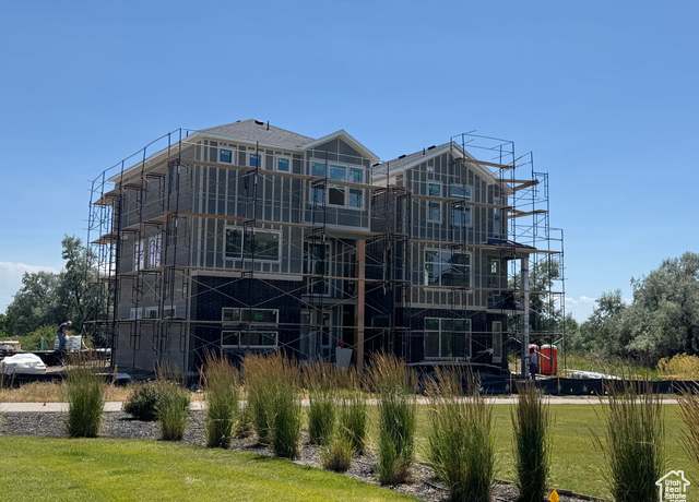 Property at 86 S 1100 W #1, Farmington, UT 84025, 3 beds, 2.5 baths