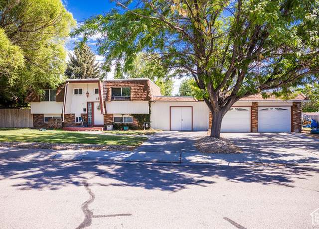 Property at 157 S Dale Ave, Vernal, UT 84078, 3 beds, 2 baths