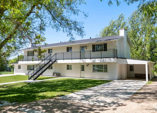Property at 49 N 300 E, Midway, UT 84049, 9 beds, 4 baths