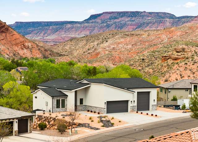 Property at 237 E Glen Canyon St, Toquerville, UT 84774, 5 beds, 3 baths