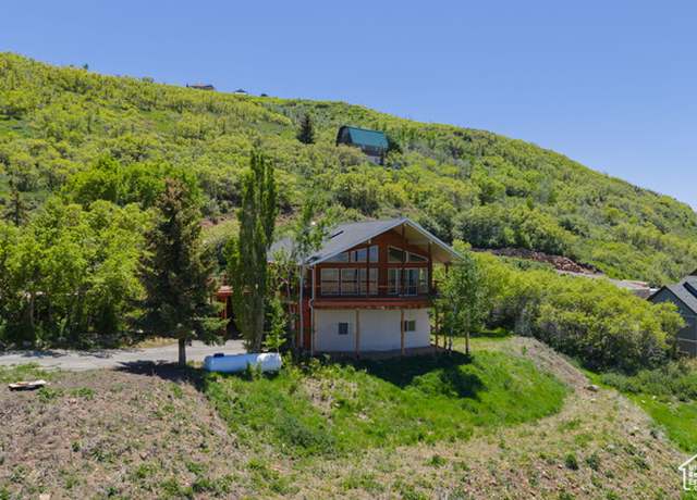 Property at 4186 Oakview Dr, Coalville, UT 84017, 4 beds, 3 baths
