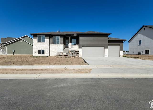 Property at 2777 N Buckskin Dr #211, Plain City, UT 84404, 3 beds, 2 baths