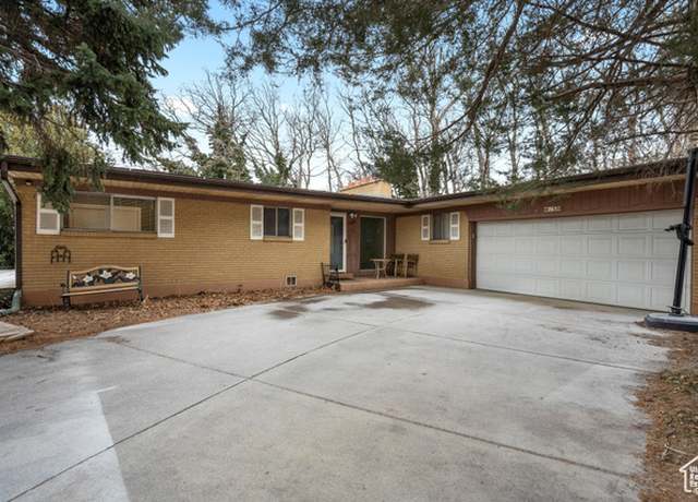 Property at 1320 Country Hills Dr, Ogden, UT 84403, 3 beds, 2 baths